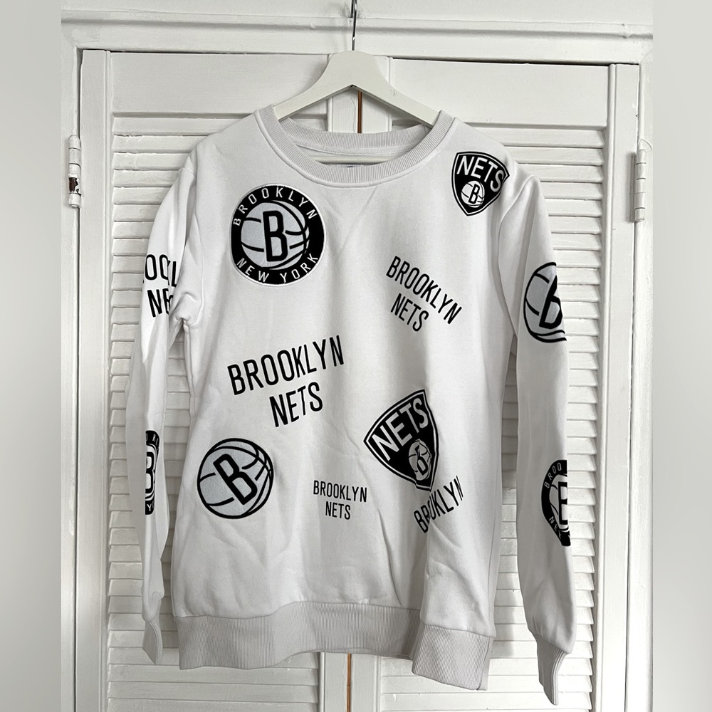 Brooklyn Nets - Logo Crewneck Sweatshirt